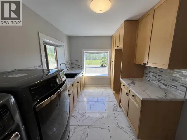 7540 VALLEYVIEW DRIVE Fort Nelson, British Columbia in Houses for Sale in Fort St. John - Image 13