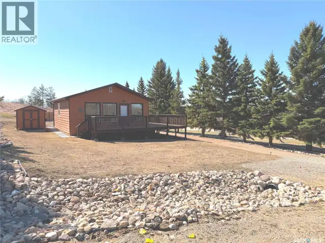 517 Demaer Bay Katepwa Beach, Saskatchewan in Houses for Sale in Regina - Image 12