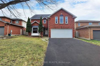 5 Twelve Oaks Dr