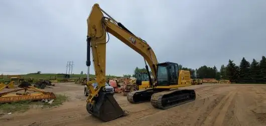 CAT 330 - 2022 in Heavy Equipment in Saskatoon - Image 2