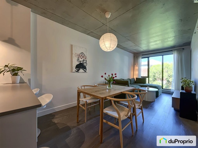 $399,000 - Condominium in Villeray / St-Michel / Parc-Extension — photo 1