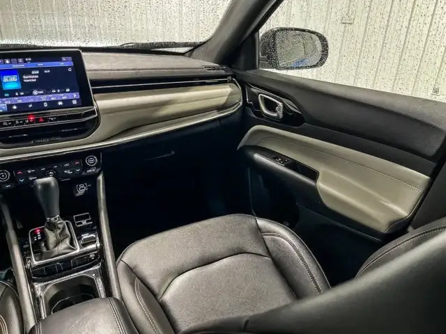 2024 Jeep Compass Limited | Heated Leather Seats in Cars & Trucks in Saskatoon - Image 27