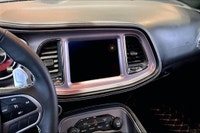 6.2 L 8 Cyl Engine Vehicle Options: Leather Interior, Sunroof, Apple Or Android Auto, Apple Or Andro... (image 5)