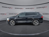 // ACCIDENT FREE!! // This 2022 Volkswagen Tiguan Highline R-Line 4MOTION is a refined SUV that blen... (image 4)