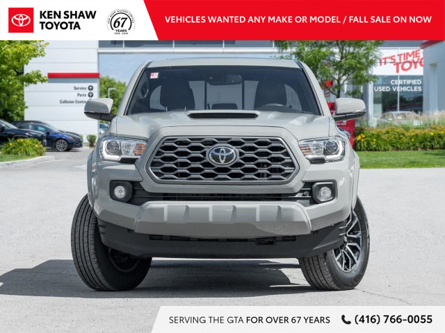 2022 Toyota Tacoma RARE MANUAL / TRD SPORT PREMIUM / NAVIGATI... in Cars & Trucks in City of Toronto - Image 2