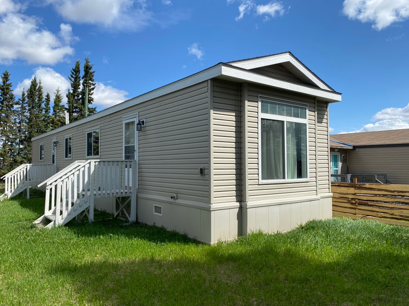 Newer 2 Bedroom 2 Bath Mobile Private Yard Long Term Rentals