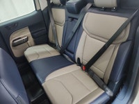 THE PRICE YOU SEE, PLUS GST. GUARANTEED!APPLE CARPLAY/ANDROID AUTO COMPATABLE! 2.5 LITER HYBRID ENGI... (image 5)