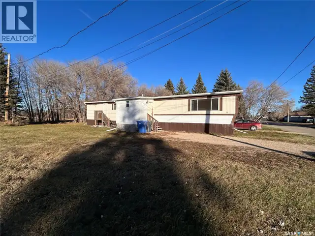 211 Railway AVENUE Wawota, Saskatchewan in Houses for Sale in Regina - Image 29
