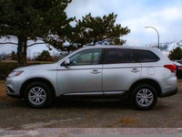 The 2020 Mitsubishi Outlander is a striking Silver 4x4 SUV that delivers excellent handling on all t... (image 3)