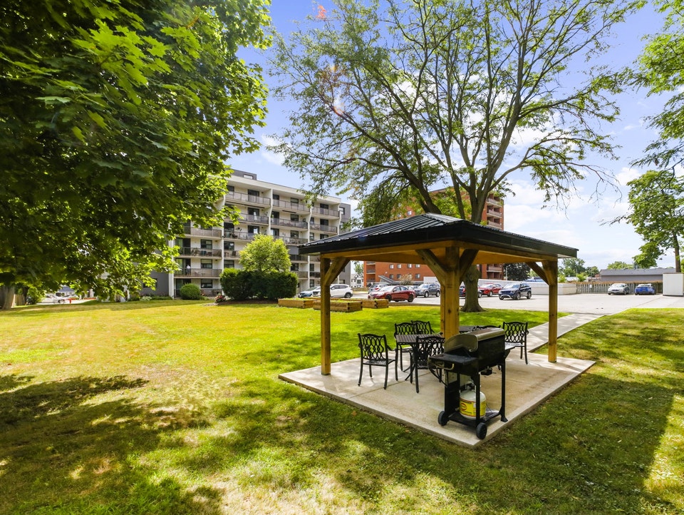 The Brighton Apartments - 2 Bedroom Apartment for Rent - Niagara 4