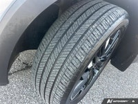 The advertised vehicle price is based on a promotional finance offer. Customers who purchase the veh... (image 9)