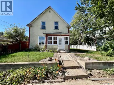 Full of character and charm! This home is one of kind and is overflowing with personality. Ideally l...
