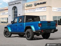This Jeep Gladiator boasts a Regular Unleaded V-6 3.6 L/220 engine powering this Automatic transmiss... (image 4)