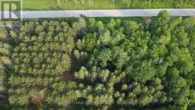 Welcome to your future homesite! This stunning 2.5-acre lot offers the perfect blend of privacy, spa...