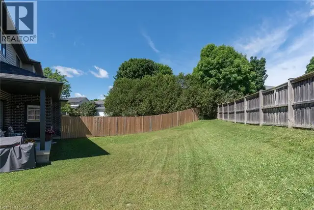 51 CRAB APPLE Court Wellesley, Ontario in Houses for Sale in Kitchener / Waterloo - Image 8