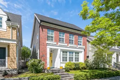 Marina Williams Macdonald Realty Website: www.marinawilliams.ca Cell: (604) 787-1184 View https://ma...
