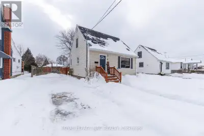 Welcome to this 1.5-storey home located on a mature, quiet street in the heart of downtown Thorold....