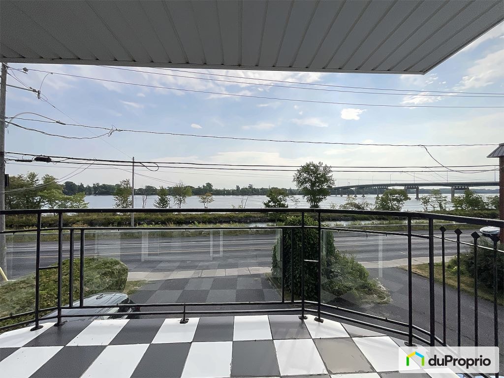 $915,000 - Triplex for sale — photo 3