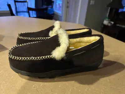 Brand new slippers, View more