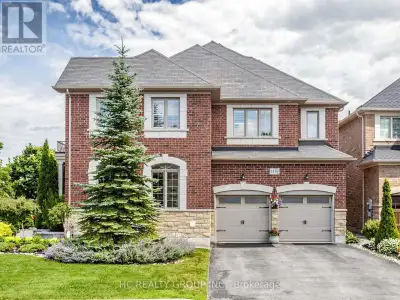 Welcome to this beautifully appointed family home in the prestigious Stonehaven-Wyndham community. O...