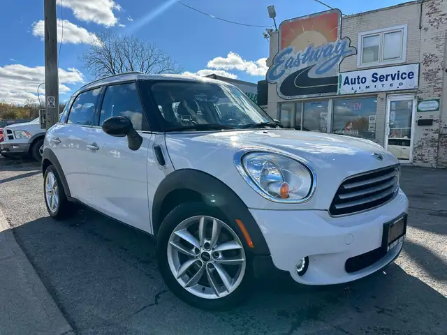 2012 MINI Cooper Countryman Countryman in Cars & Trucks in St. Catharines - Image 3