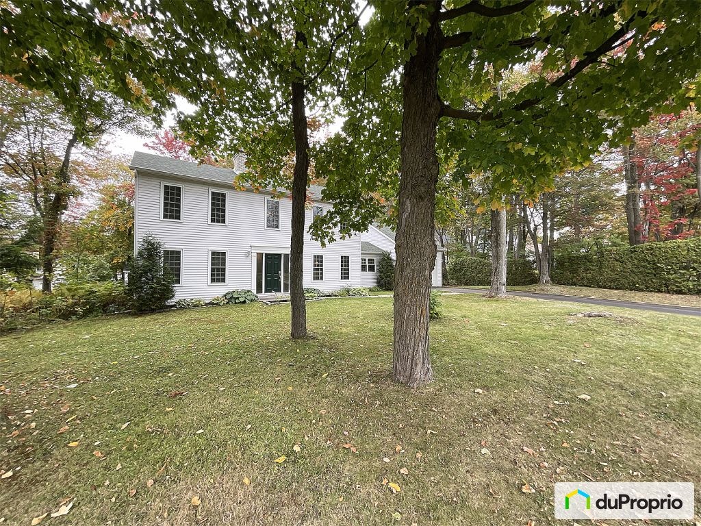 12e Avenue — photo 2