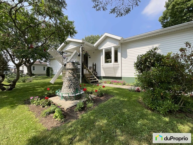$315,000 - Manufactured home for sale in Pintendre — photo 2