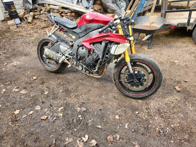 2007 Yamaha R6 in Other in Moncton - Image 2