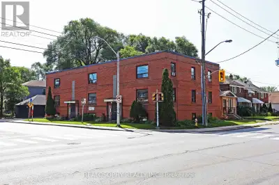 1 - 1 COSBURN AVENUE Toronto (Broadview North), Ontario