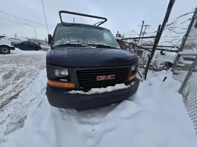 VIN - 1GAHG39K181207239 Milage: 250k Engine Capacity - 6.0L TRIM - RWD 3500 155'' Take a look at som...
