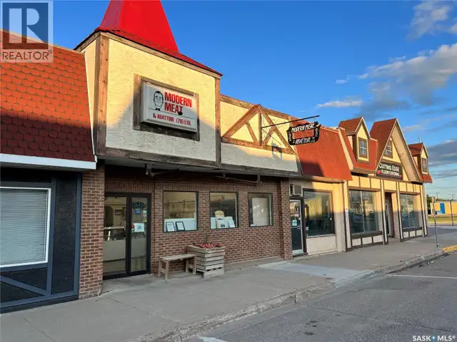 510 Main STREET Humboldt, Saskatchewan in Commercial & Office Space for Sale in Saskatoon - Image 3