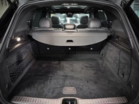 The 2024 Mercedes-Benz GLE 450 features a refined mid-cycle refresh, combining a powerful electrifie... (image 8)