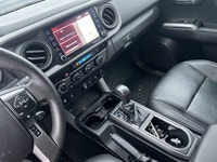 No Accidents - Running Boards - Rain Deflectors - Light Bar Behind Grille - Rock Deflector Built for... (image 5)