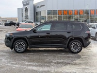 This Jeep Cherokee has a strong Intercooled Turbo Gas/Electric I-4 1.6 L/98 engine powering this Var... (image 4)