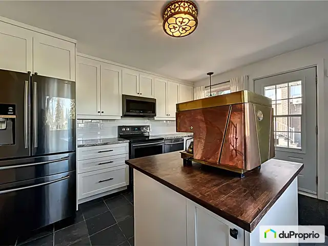 $534,900 - Split Level for sale in Vaudreuil-Dorion in Houses for Sale in West Island - Image 4