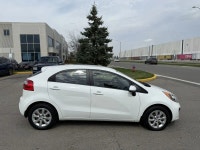 2014 KIA RIO - Hatchback- 4 Door - 6 SPEED MANUAL Transmission - 5 Passenger - 1.6 Lit - V4 Cylinder... (image 3)