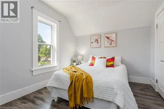 40 WOODLAND Avenue Kitchener, Ontario in Houses for Sale in Kitchener / Waterloo - Image 35