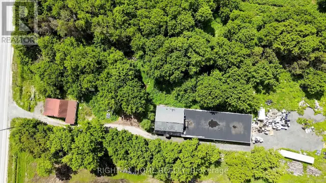 2884 COUNTY RD 89 Innisfil, Ontario in Houses for Sale in Barrie - Image 10