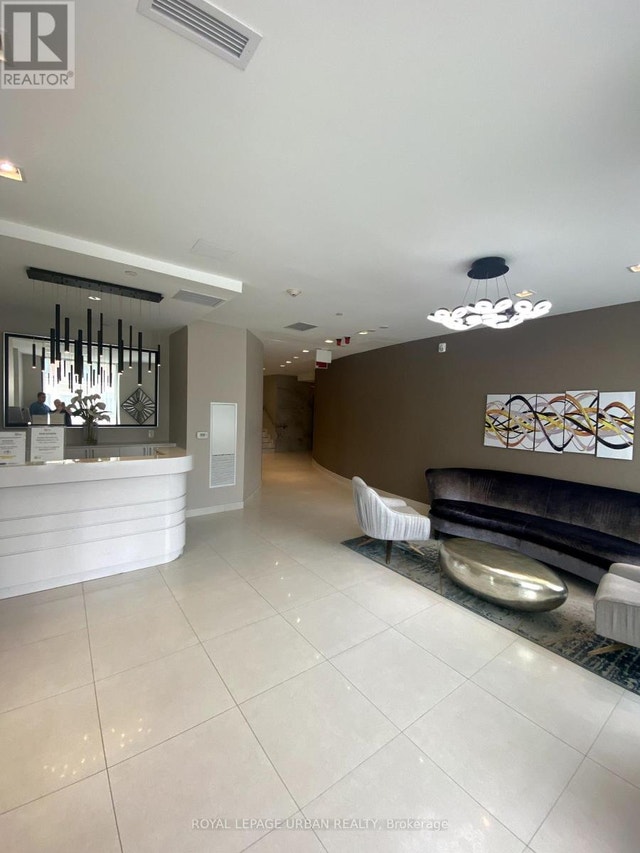 607 741 SHEPPARD AVENUE W Toronto (Bathurst Manor), Ontario Long Term Rentals City of