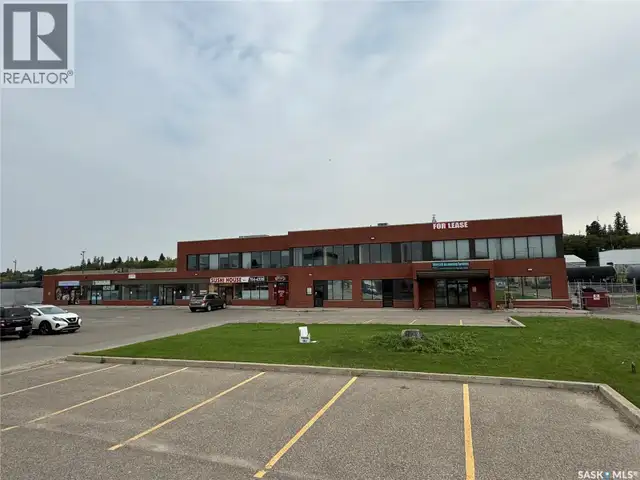 77 15th STREET E Prince Albert, Saskatchewan in Commercial & Office Space for Sale in Prince Albert - Image 2