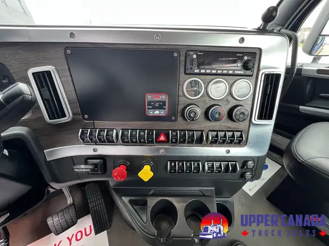 2024 Western Star 49X Tri-Drive in Heavy Trucks in Saskatoon - Image 19