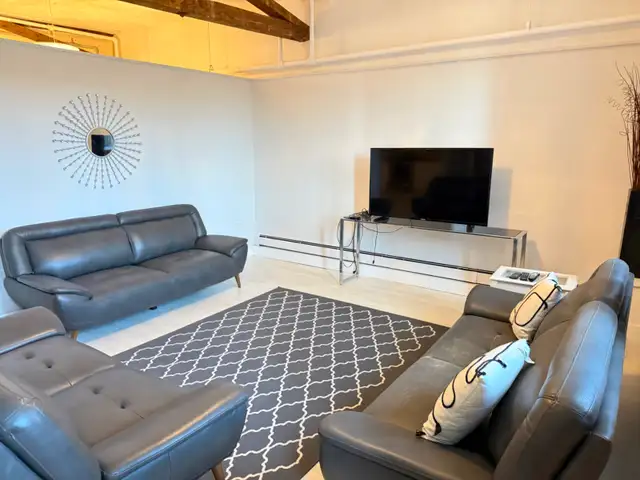 Downtown Charlottetown – Renovated 2 Bedroom Apartment in Long Term Rentals in Charlottetown - Image 10