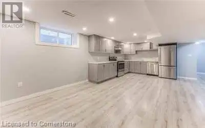 99 BROKEN OAK Crescent Kitchener, Ontario