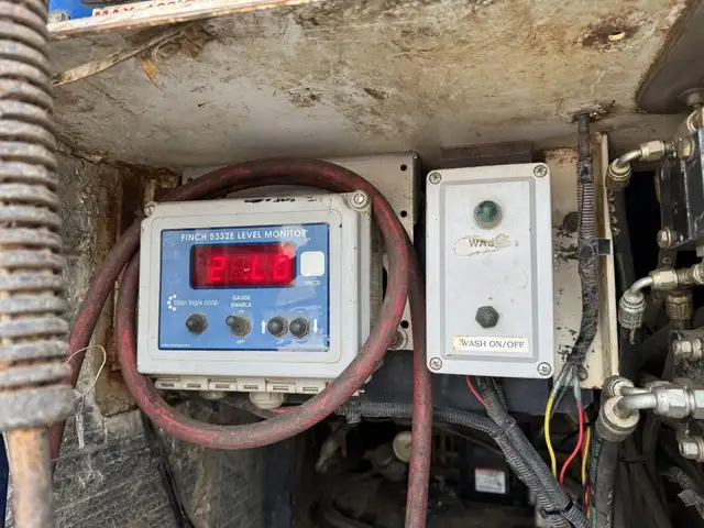 2012 KENWORTH T800 in Heavy Trucks in Saskatoon - Image 50