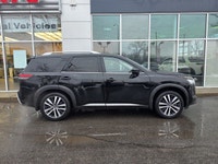 This 2022 Nissan Pathfinder Platinum AWD comes equipped with a *3.5L V6 engine*, a *9-speed automati... (image 6)