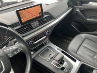 Panoramic Sunroof - Backup Camera - Keyless Ignition - Parking Sensors - Heated Steering Wheel The 2... (image 5)