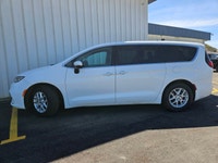 For a quick response please text 403-820-9940. AMVIC licensed business The 2023 Chrysler Pacifica To... (image 2)