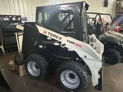 2012 TEREX/ASV TSR60 CAB, HEAT, AUX. HYDRAULICS BUCKET, JOUSTICK ISO CONTROLS, FACTORY STEREO, BRAND...