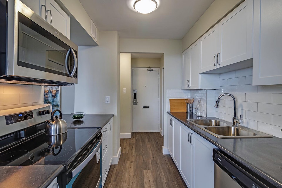 2 Bedroom Apartment for Rent - 1350 Danforth Road 3