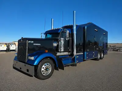 2012 Kenworth W900 6x4 Steamer Truck Comes with a Cummins ISX15 diesel engine, 500hp, engine brake,...